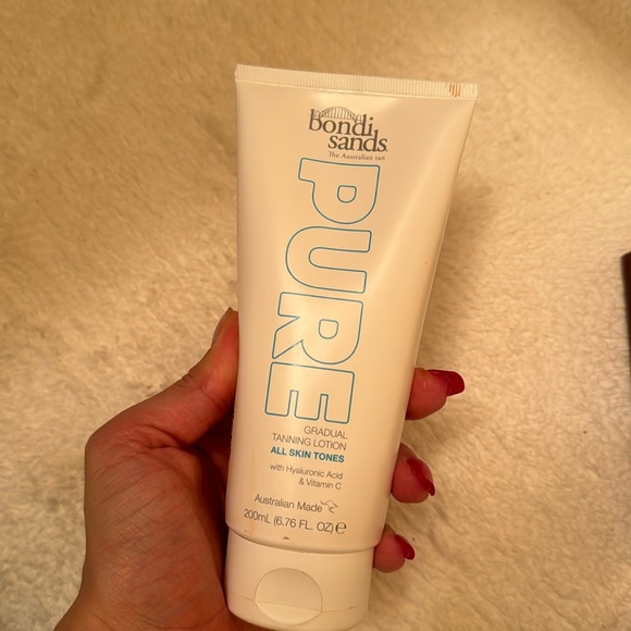 Bundle of Coola and Bondi Sands, the Australian tan, pure gradual tanning lotion - Picture 3 of 10